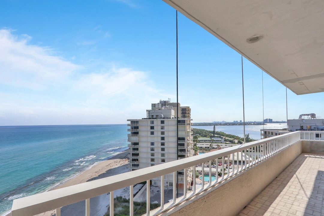 For Rent: $6,000 (2 beds, 2 baths, 1435 Square Feet)