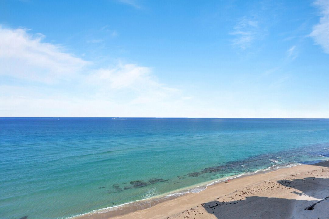 For Rent: $6,000 (2 beds, 2 baths, 1435 Square Feet)