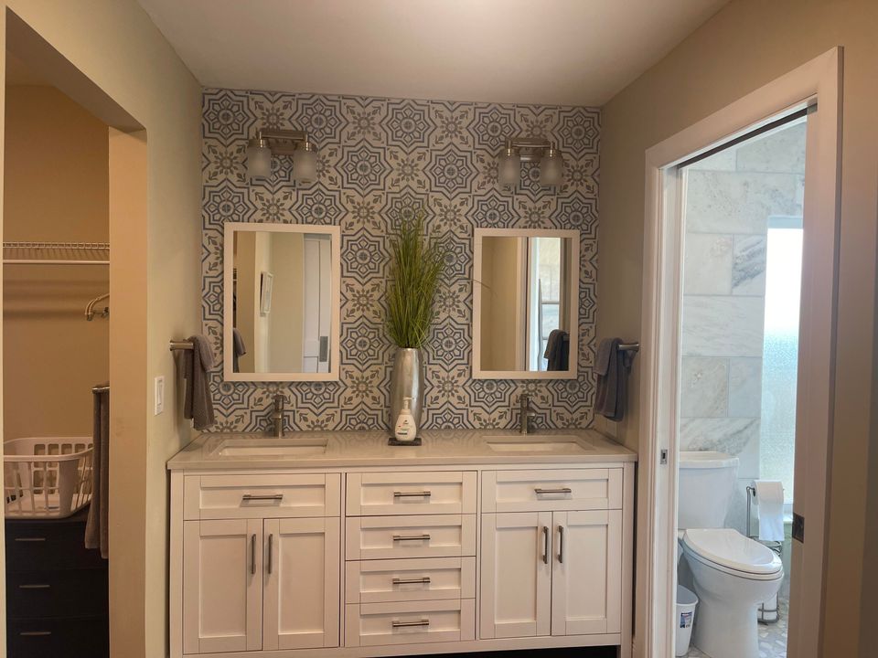 出租: $10,500 (2 贝兹, 2 浴室, 2820 平方英尺)