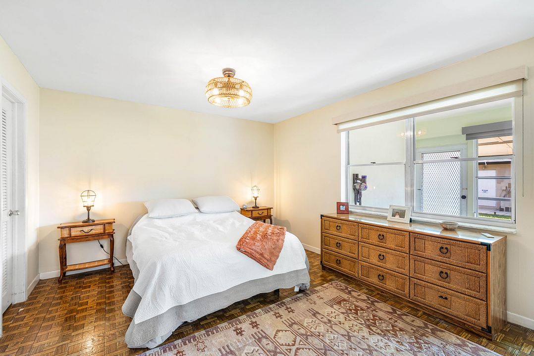 En Venta: $129,950 (1 camas, 1 baños, 1122 Pies cuadrados)