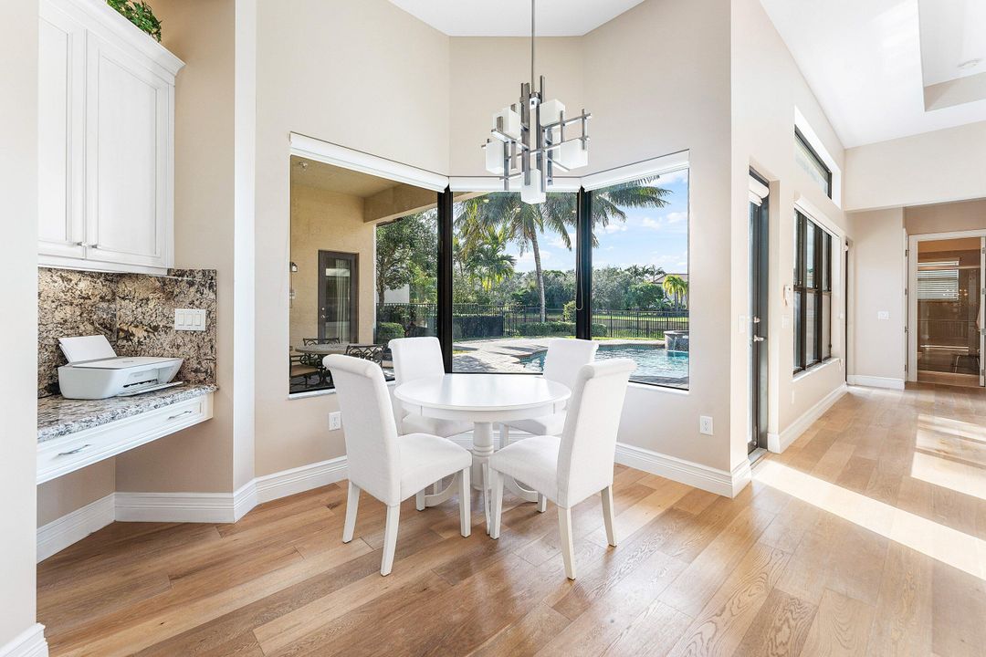 For Sale: $1,895,000 (4 beds, 3 baths, 3745 Square Feet)