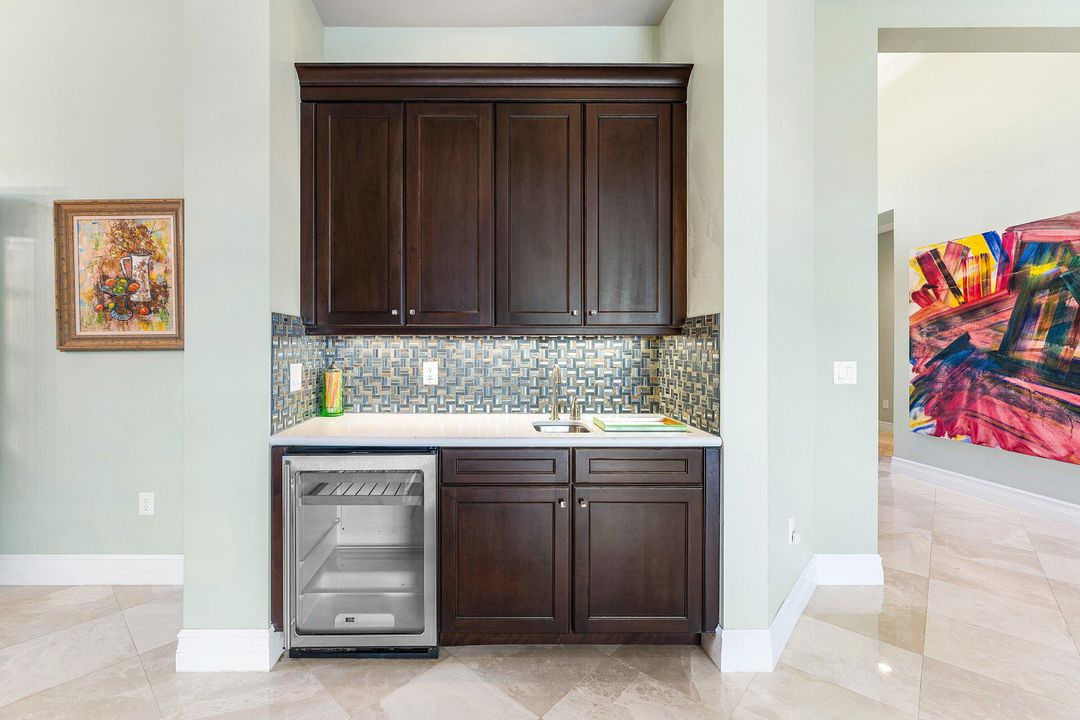 For Sale: $1,895,000 (4 beds, 3 baths, 3745 Square Feet)