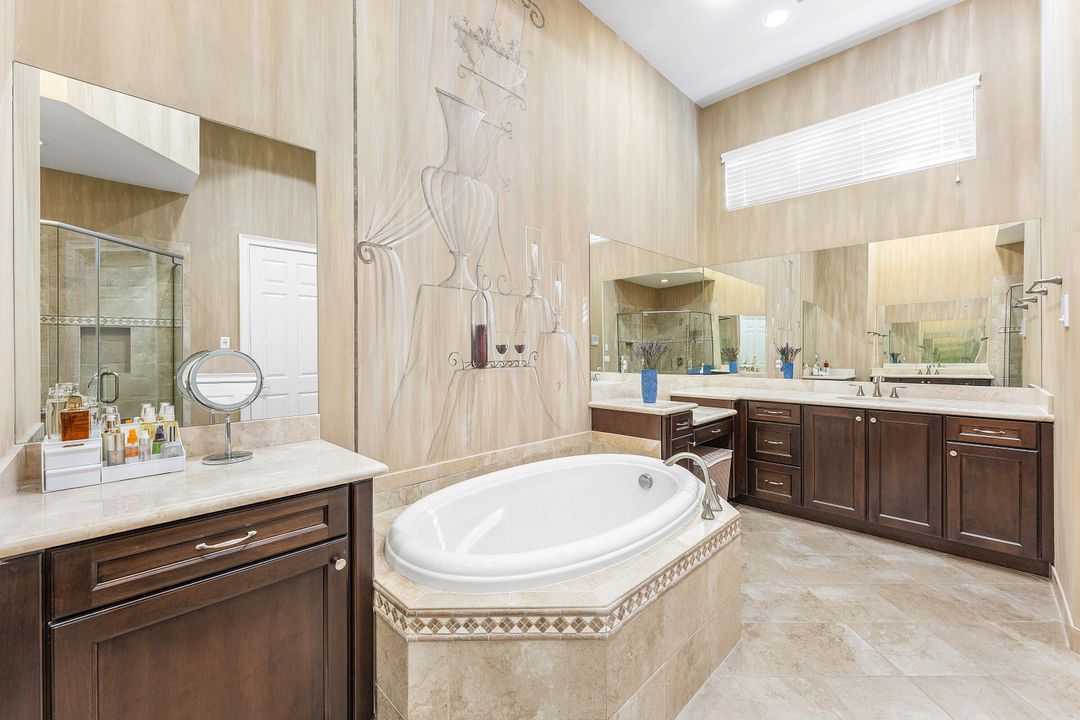 For Sale: $1,895,000 (4 beds, 3 baths, 3745 Square Feet)