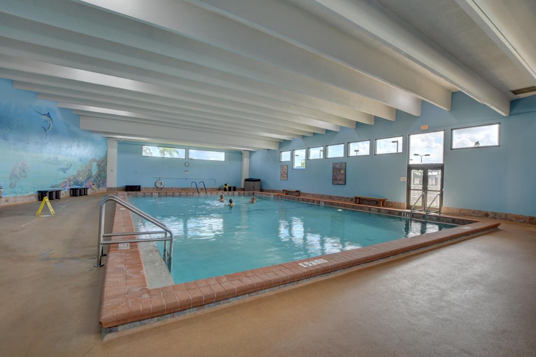 For Sale: $100,000 (1 beds, 1 baths, 715 Square Feet)