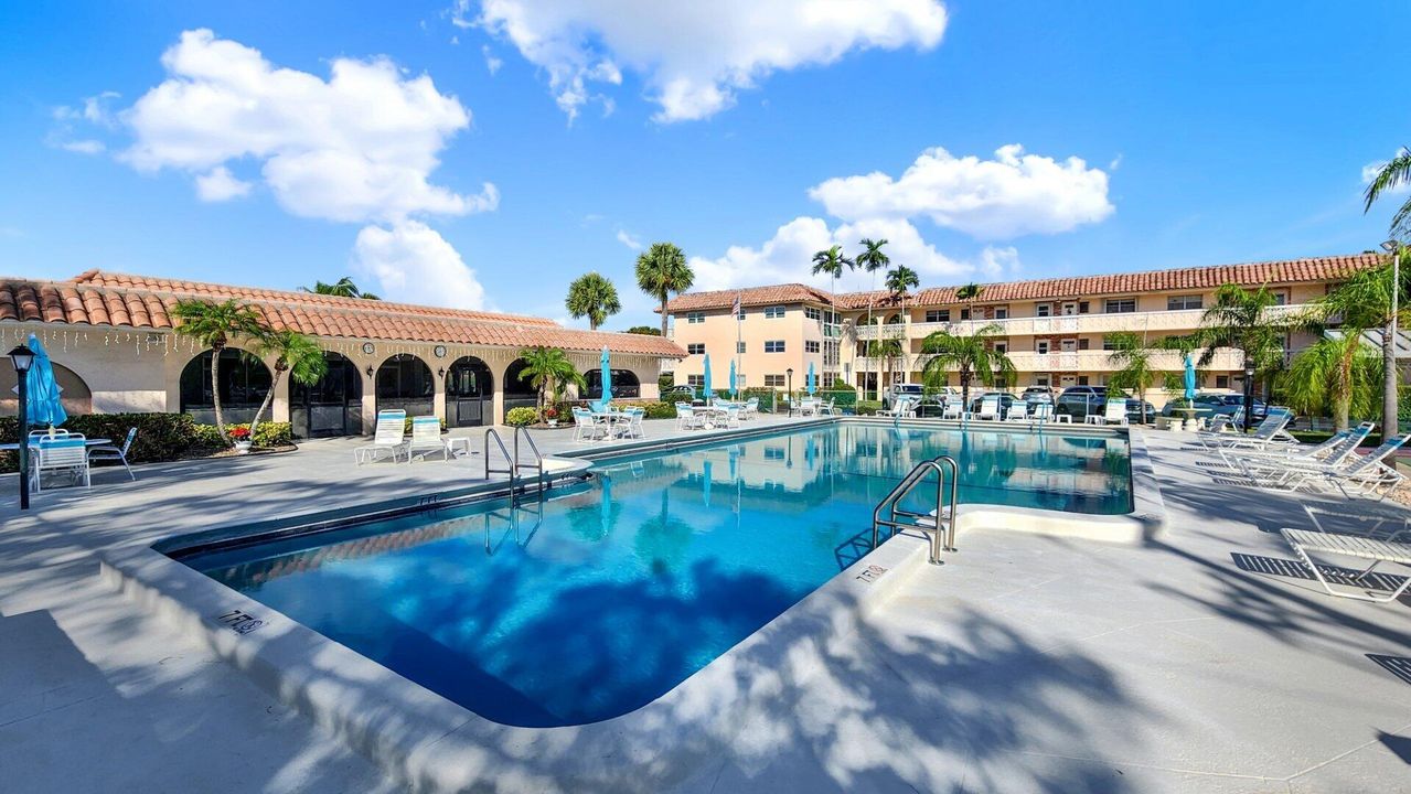 En Venta: $214,900 (2 camas, 2 baños, 1014 Pies cuadrados)