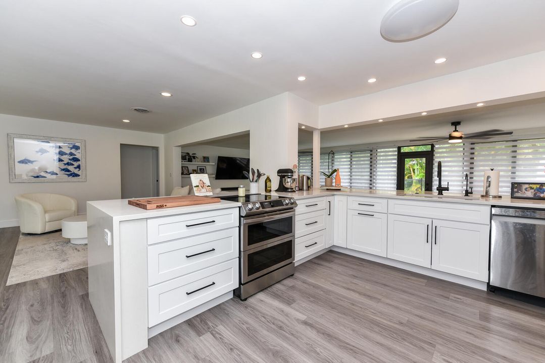 For Rent: $6,500 (3 beds, 2 baths, 2155 Square Feet)