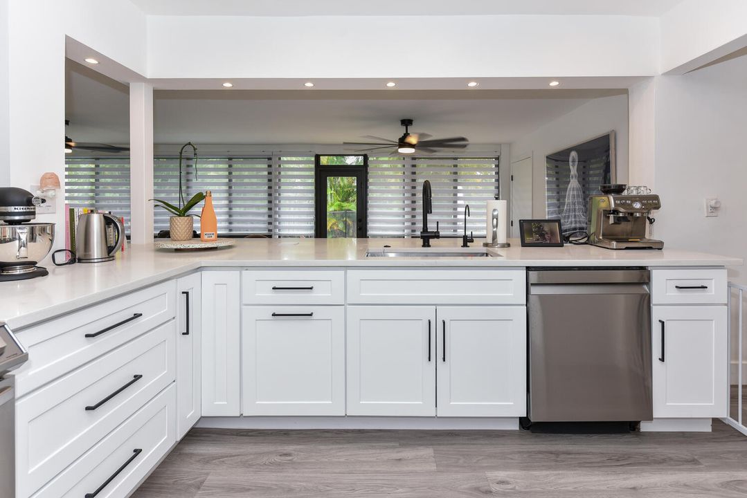 For Rent: $6,500 (3 beds, 2 baths, 2155 Square Feet)