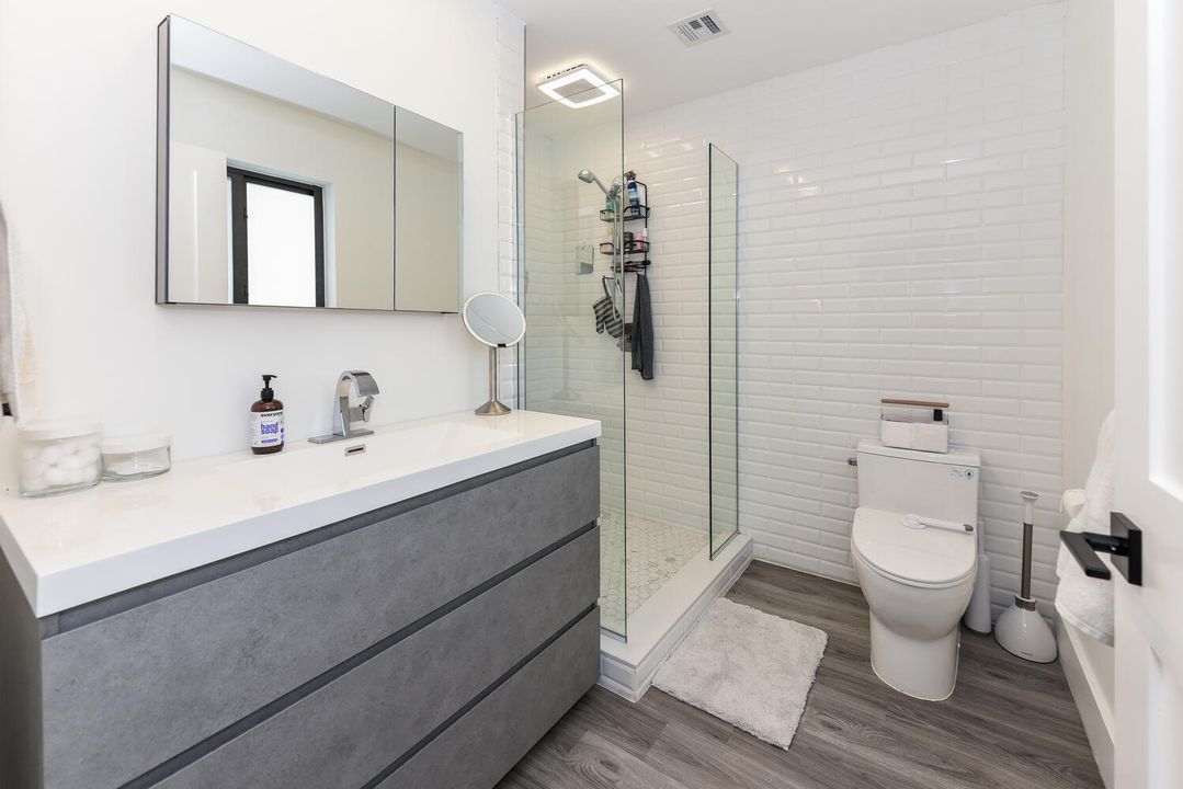 For Rent: $6,500 (3 beds, 2 baths, 2155 Square Feet)