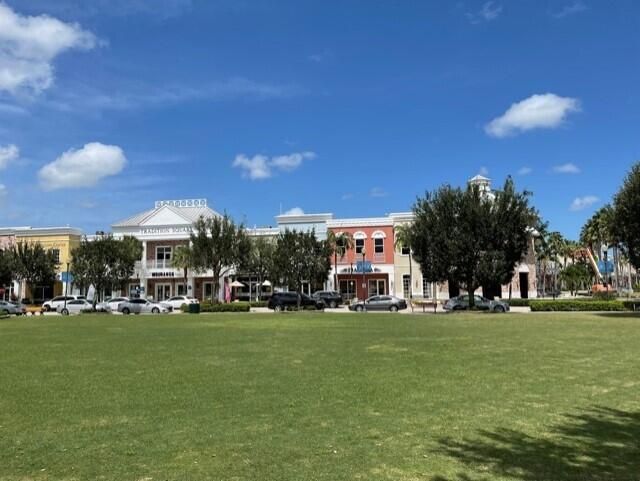 В аренду: $2,150 (2 спален, 2 ванн, 1250 Квадратных фут)