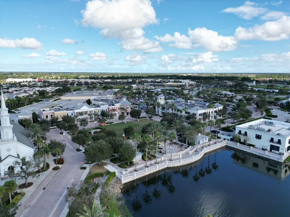 В аренду: $2,150 (2 спален, 2 ванн, 1250 Квадратных фут)