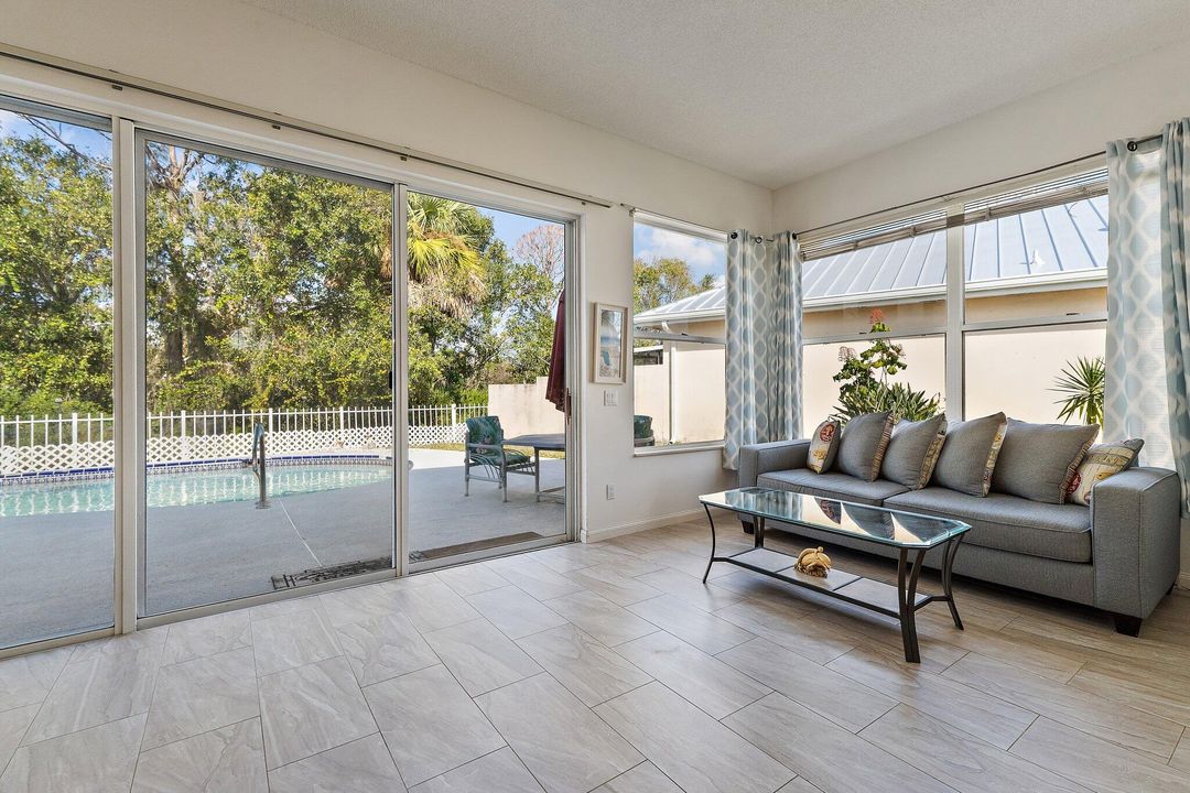 For Sale: $499,000 (3 beds, 2 baths, 2017 Square Feet)