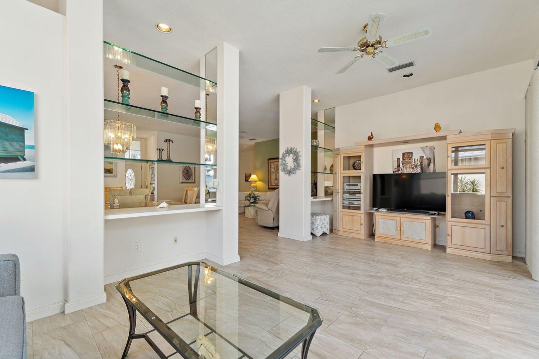 For Sale: $499,000 (3 beds, 2 baths, 2017 Square Feet)