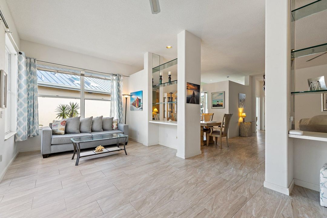 For Sale: $499,000 (3 beds, 2 baths, 2017 Square Feet)