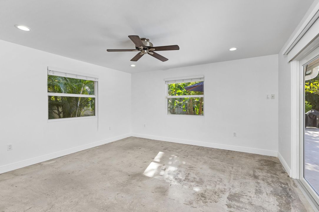 For Sale: $2,495,000 (3 beds, 2 baths, 2116 Square Feet)