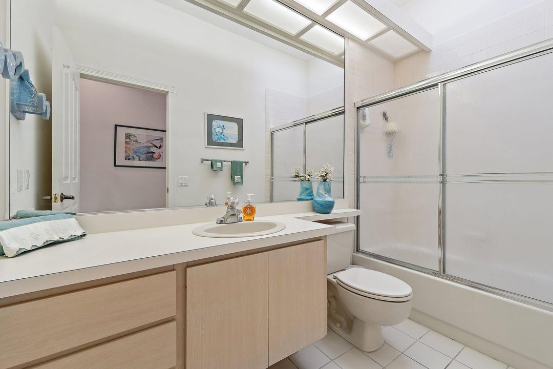 For Sale: $499,000 (3 beds, 2 baths, 2017 Square Feet)