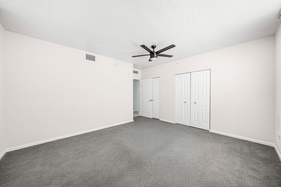 В аренду: $2,800 (2 спален, 2 ванн, 1063 Квадратных фут)