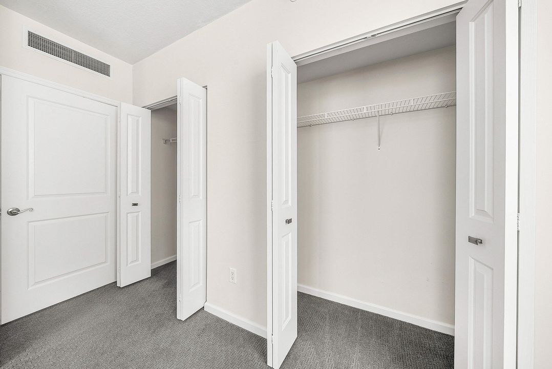 В аренду: $2,800 (2 спален, 2 ванн, 1063 Квадратных фут)