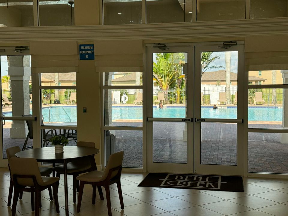 For Rent: $2,750 (5 beds, 2 baths, 2326 Square Feet)