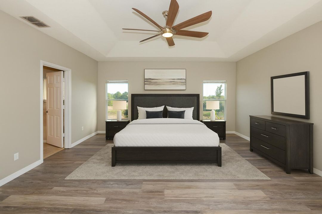 For Sale: $525,000 (4 beds, 3 baths, 2727 Square Feet)