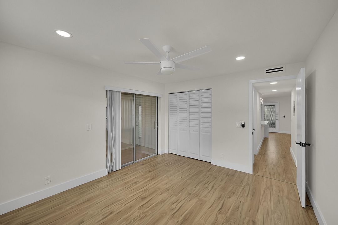 На продажу: $160,000 (2 спален, 2 ванн, 920 Квадратных фут)