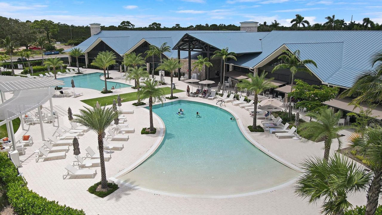 出租: $10,500 (2 贝兹, 2 浴室, 2820 平方英尺)