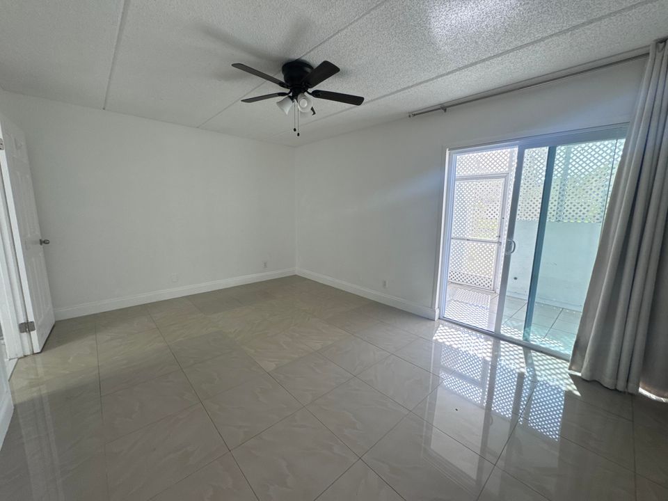 В аренду: $1,700 (1 спален, 1 ванн, 722 Квадратных фут)