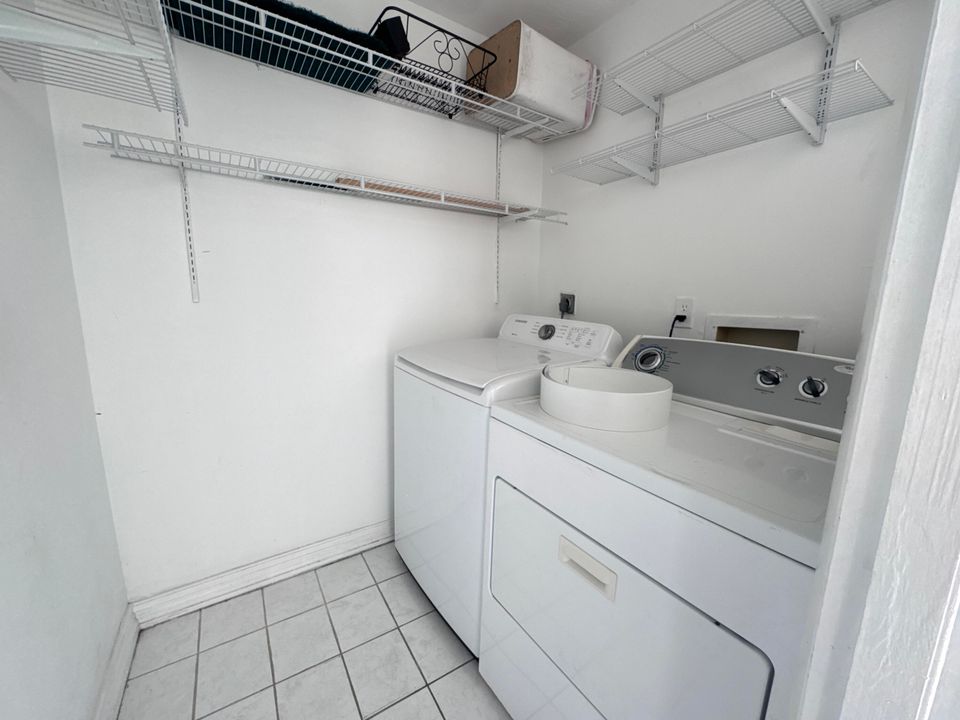 В аренду: $1,700 (1 спален, 1 ванн, 722 Квадратных фут)