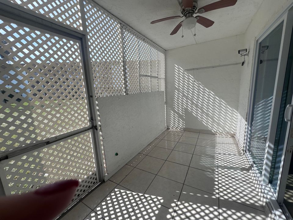 В аренду: $1,700 (1 спален, 1 ванн, 722 Квадратных фут)