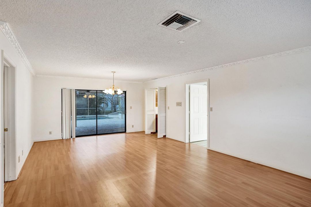 For Sale: $899,000 (3 beds, 2 baths, 2151 Square Feet)