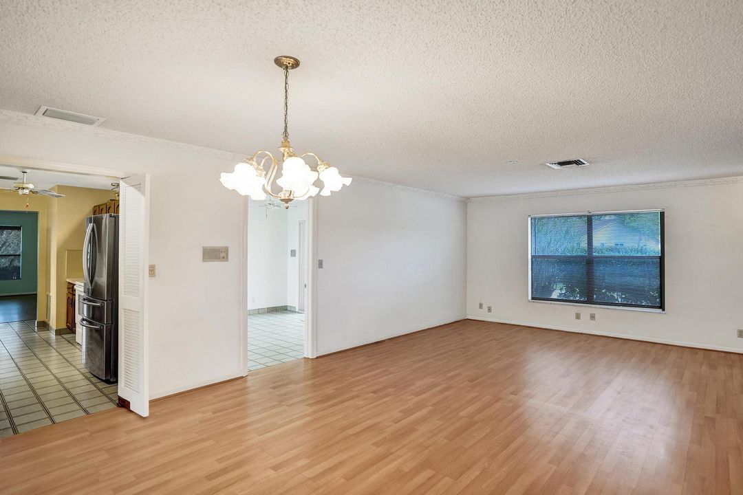 For Sale: $899,000 (3 beds, 2 baths, 2151 Square Feet)