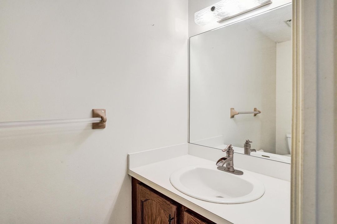 For Sale: $899,000 (3 beds, 2 baths, 2151 Square Feet)