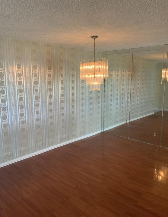 На продажу: $124,900 (2 спален, 2 ванн, 1148 Квадратных фут)