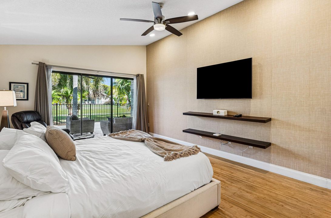 For Sale: $675,000 (2 beds, 2 baths, 1939 Square Feet)