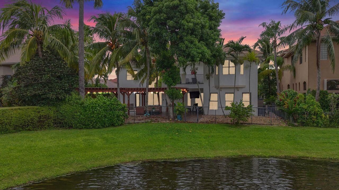 En Renta: $11,000 (6 camas, 4 baños, 4709 Pies cuadrados)