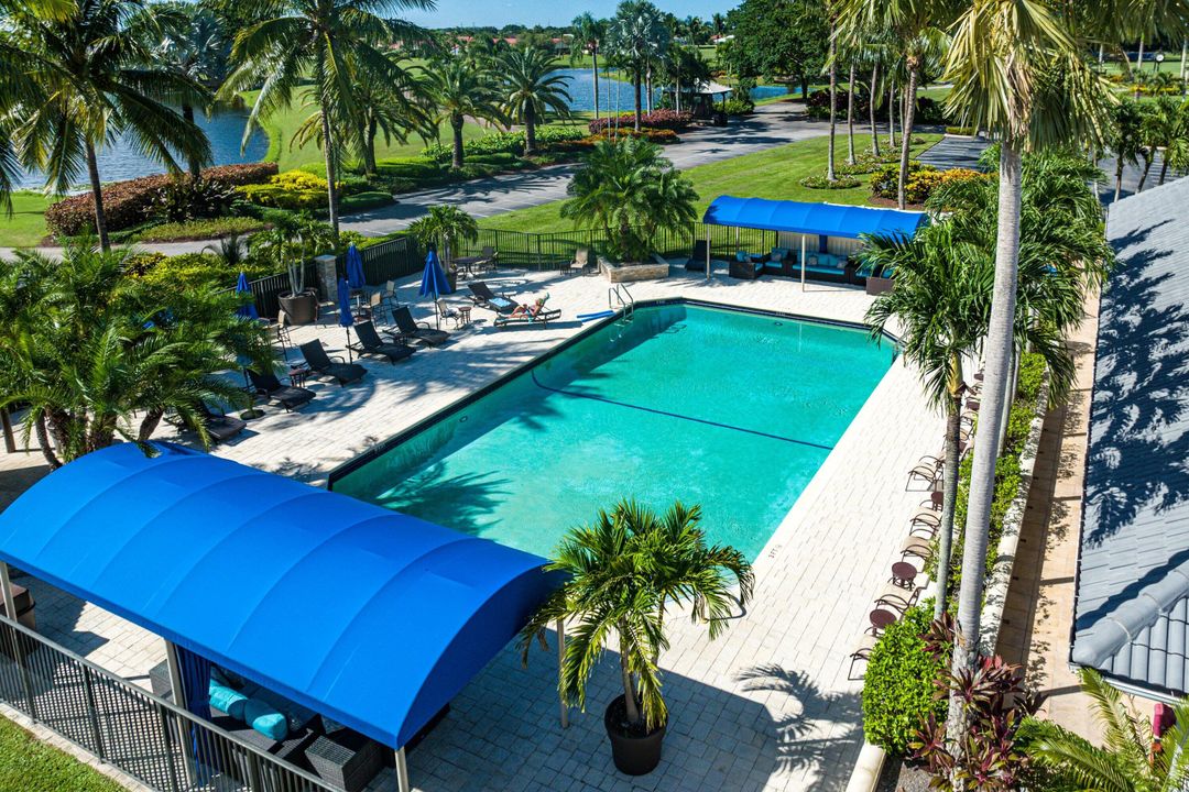 For Sale: $675,000 (2 beds, 2 baths, 1939 Square Feet)