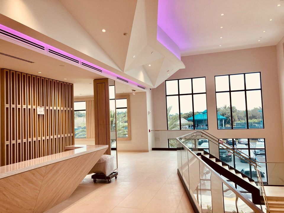 For Sale: $675,000 (2 beds, 2 baths, 1939 Square Feet)