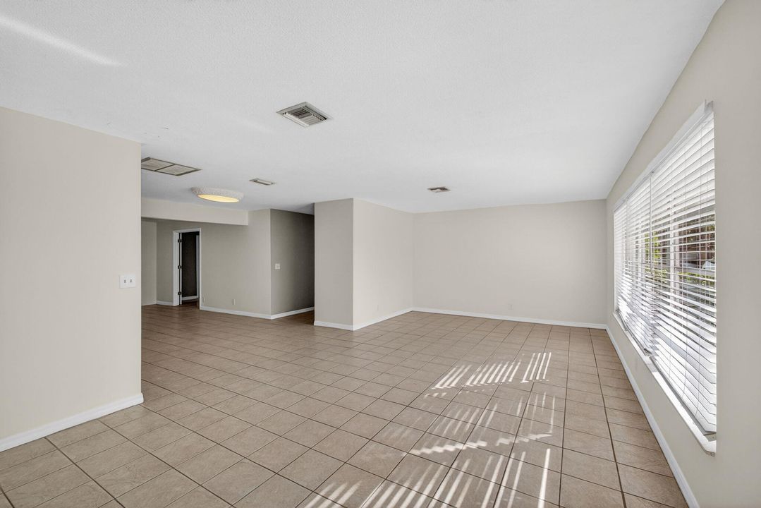 В аренду: $5,500 (4 спален, 2 ванн, 2041 Квадратных фут)