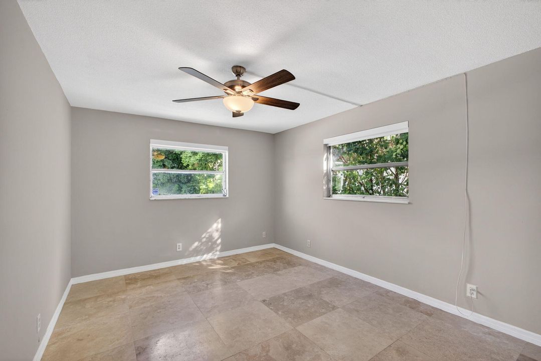 В аренду: $5,500 (4 спален, 2 ванн, 2041 Квадратных фут)