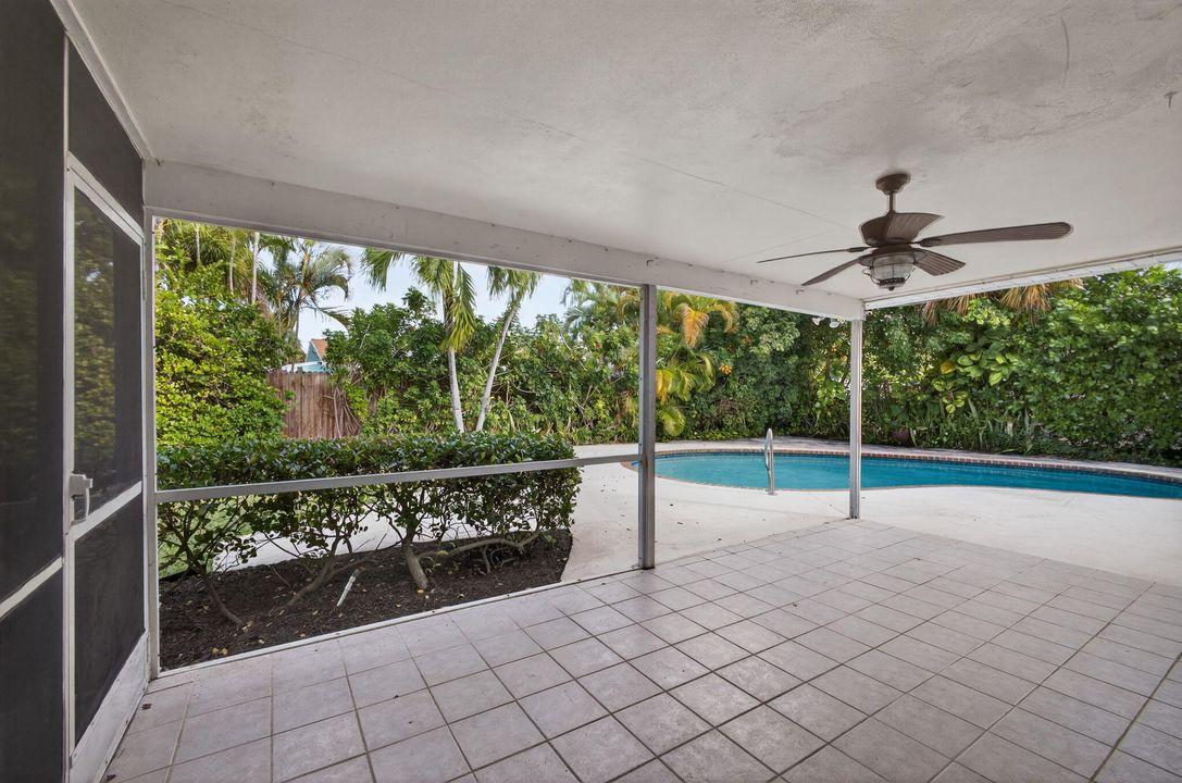 В аренду: $5,500 (4 спален, 2 ванн, 2041 Квадратных фут)