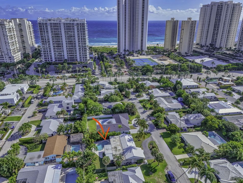 В аренду: $5,500 (4 спален, 2 ванн, 2041 Квадратных фут)