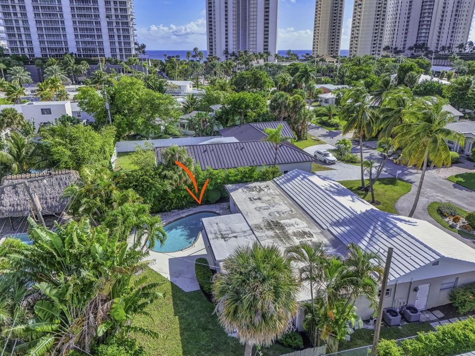 В аренду: $5,500 (4 спален, 2 ванн, 2041 Квадратных фут)