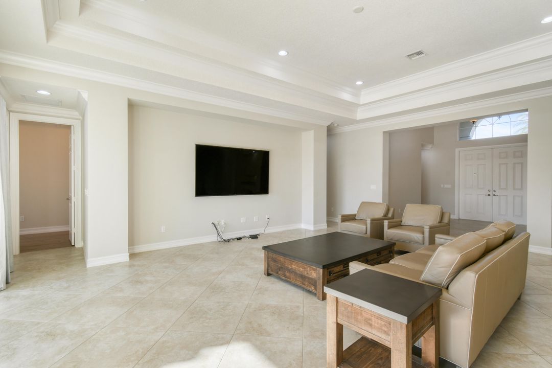 En Venta: $1,650,000 (3 camas, 3 baños, 3397 Pies cuadrados)