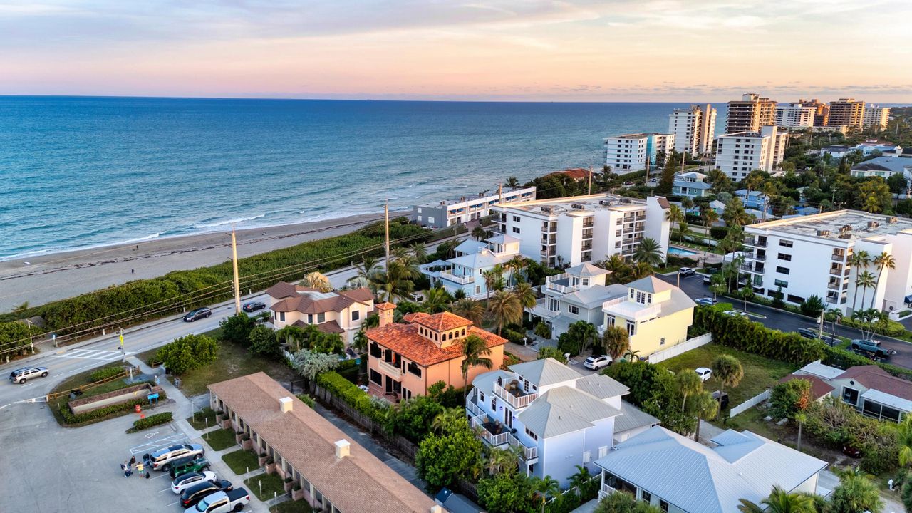 На продажу: $2,749,000 (3 спален, 3 ванн, 2773 Квадратных фут)