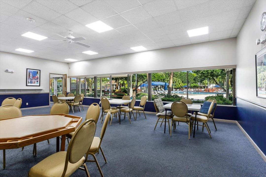 For Sale: $225,000 (2 beds, 2 baths, 1252 Square Feet)