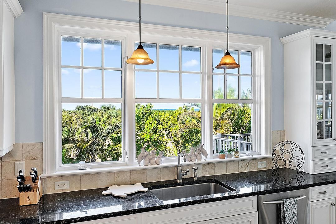 На продажу: $2,749,000 (3 спален, 3 ванн, 2773 Квадратных фут)