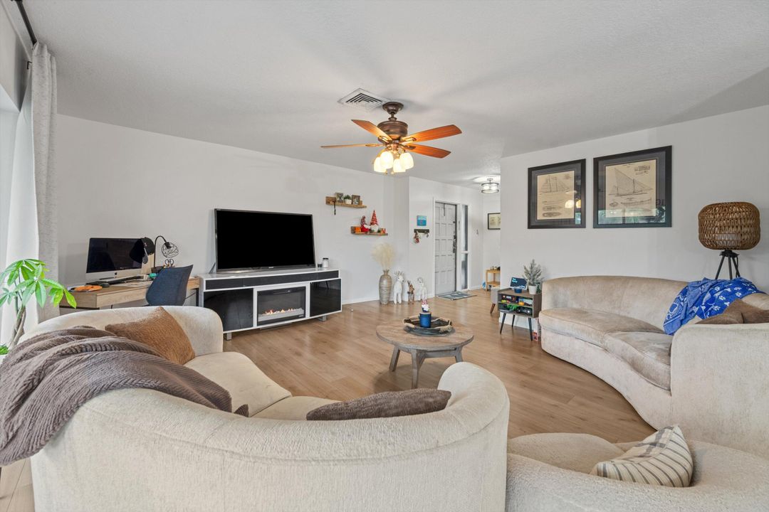 En Renta: $2,300 (2 camas, 2 baños, 1222 Pies cuadrados)