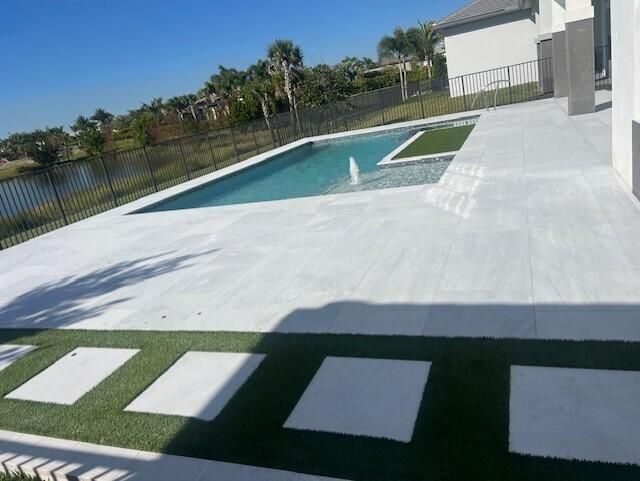 For Rent: $12,500 (5 beds, 5 baths, 5260 Square Feet)