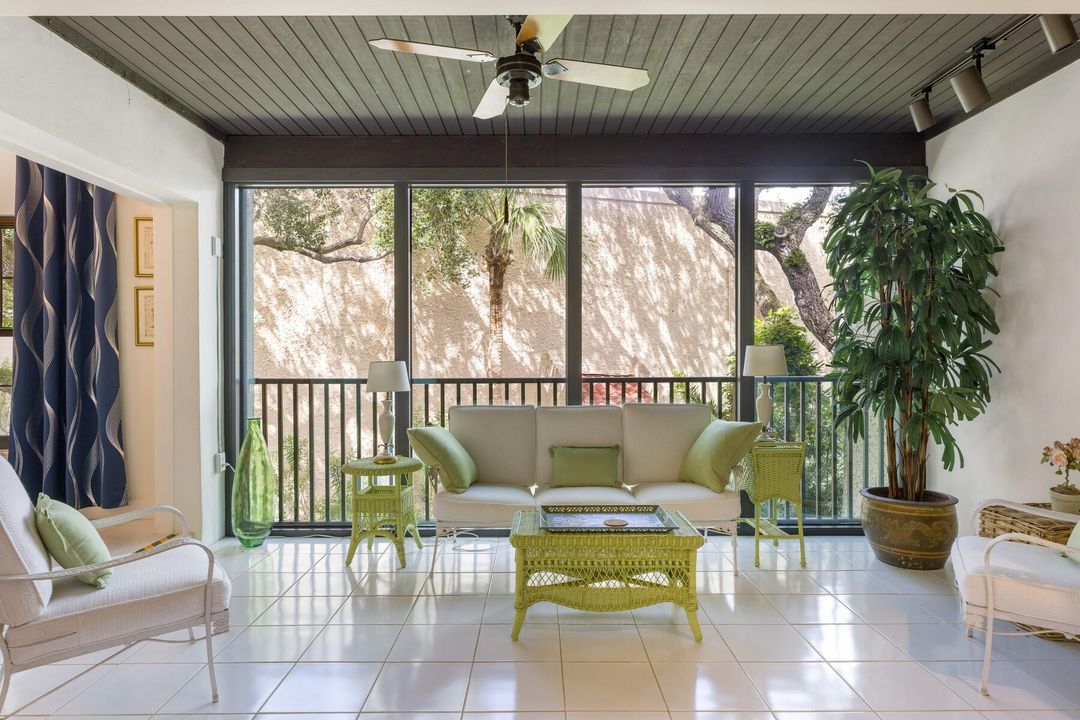 For Sale: $429,000 (2 beds, 2 baths, 1339 Square Feet)