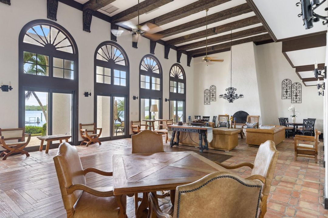 For Sale: $429,000 (2 beds, 2 baths, 1339 Square Feet)