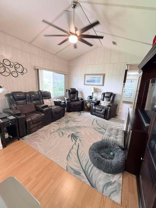 En Venta: $170,000 (2 camas, 2 baños, 1119 Pies cuadrados)